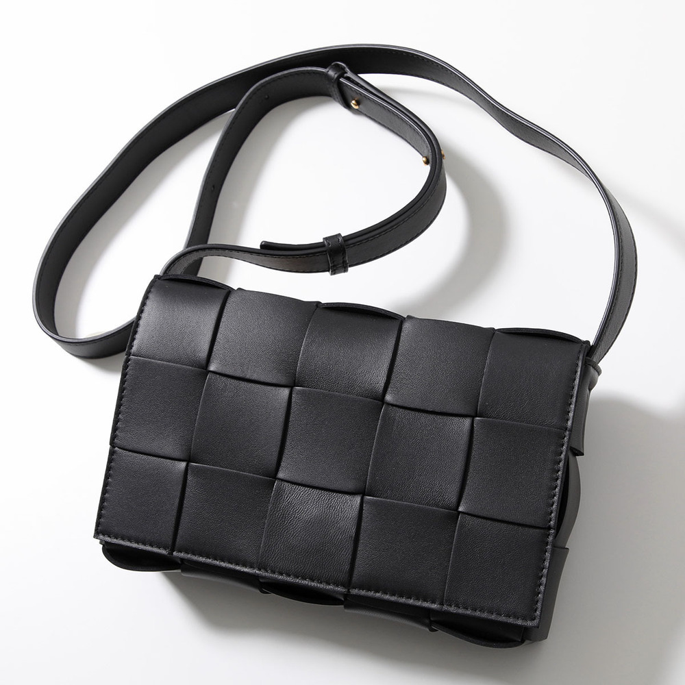 BOTTEGA VENETA Cassette Shoulder Bag Maxi Intrecciato Leather